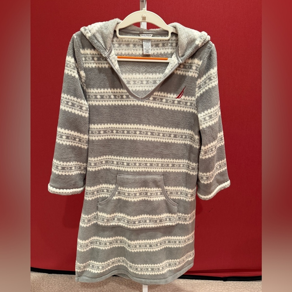 Nautica Cozy Gray & White V-Neck Hooded Fleece Sleepwear Dress - NWOT